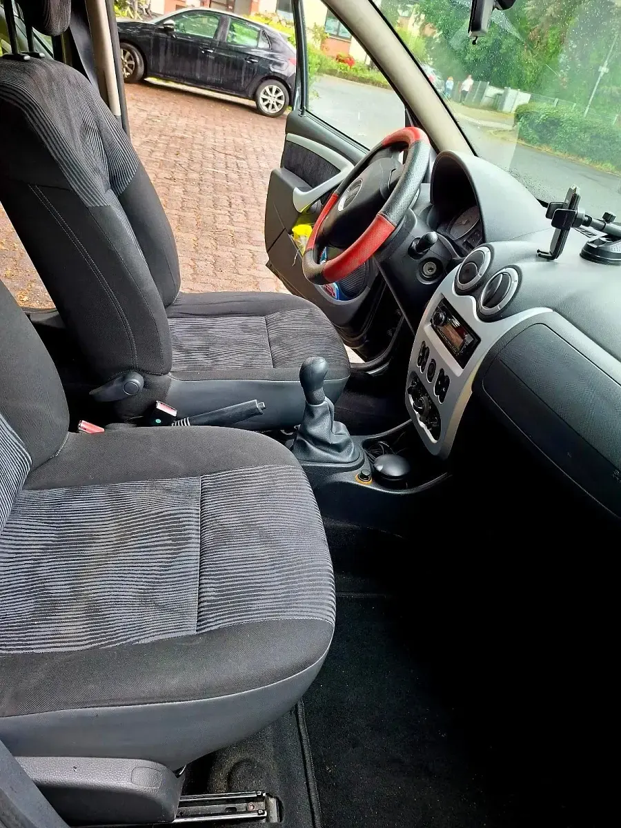 Gebraucht Dacia Duster 2009 Grau Kleinwagen
