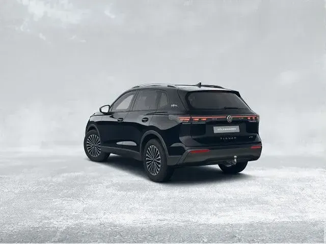 Gebraucht VW Tiguan Goal 131 PS (96 kW) 2025 Grenadillschwarz (metallic) SUV