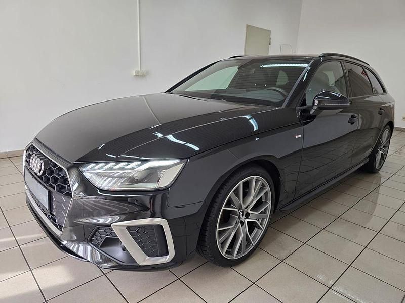 Schwarz Gebraucht 2020 Audi A4 S-Line Kombi | 31.990 € (Teuer) - Bild 1/4