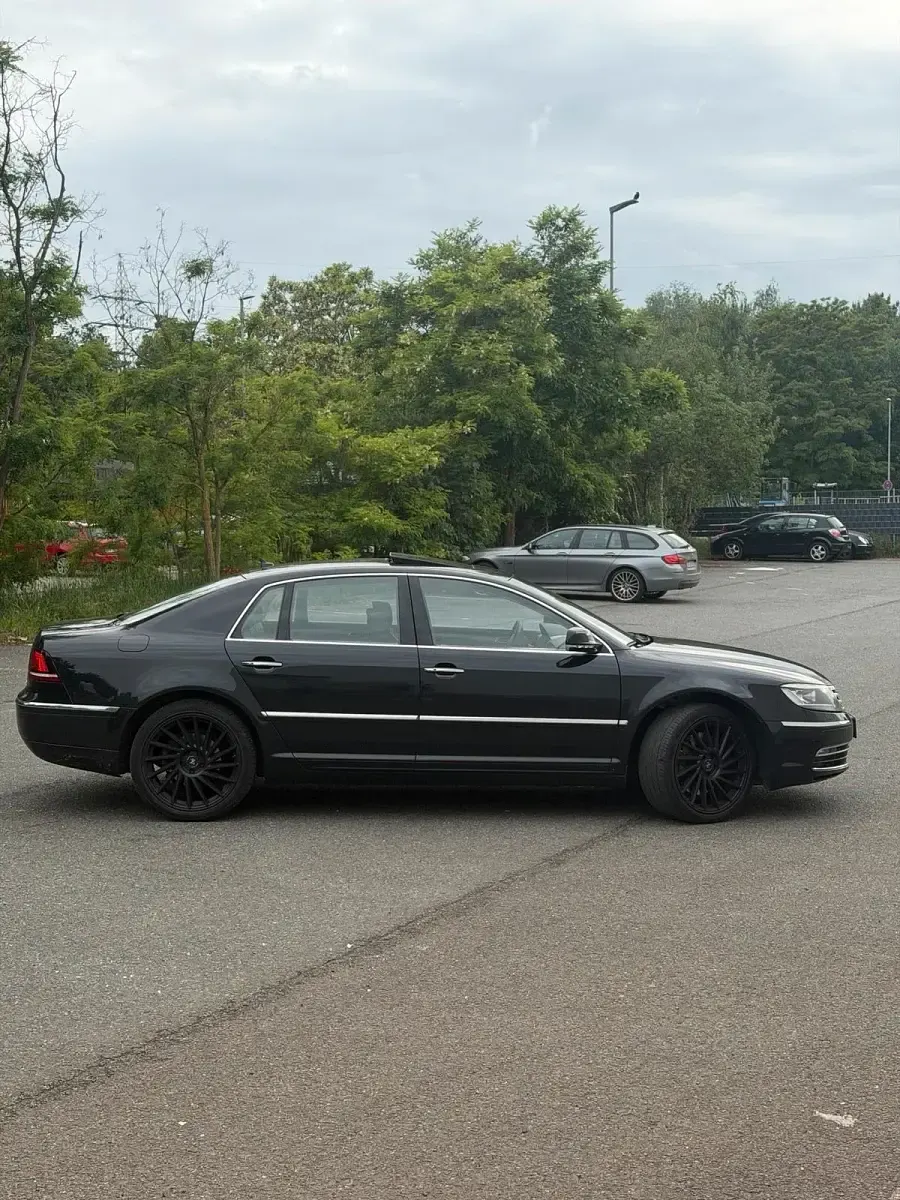 Gebraucht VW Phaeton Exclusive 245 PS (180 kW) 2014 Schwarz Limousine