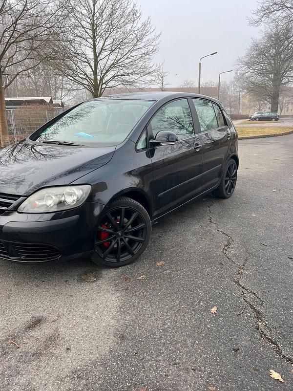 Gebraucht VW Golf IV 105 PS (77 kW) 2005 Schwarz Kleinwagen