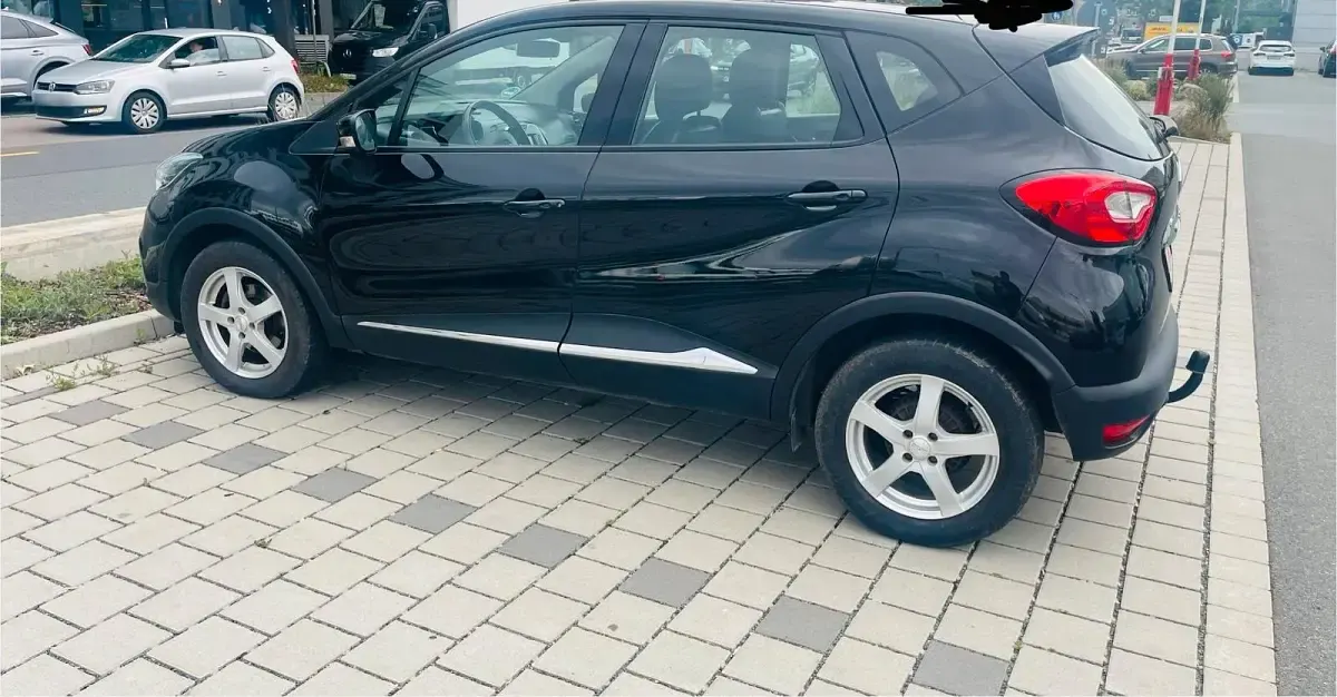 Gebraucht Renault Captur 120 PS (88 kW) 2014 Schwarz SUV