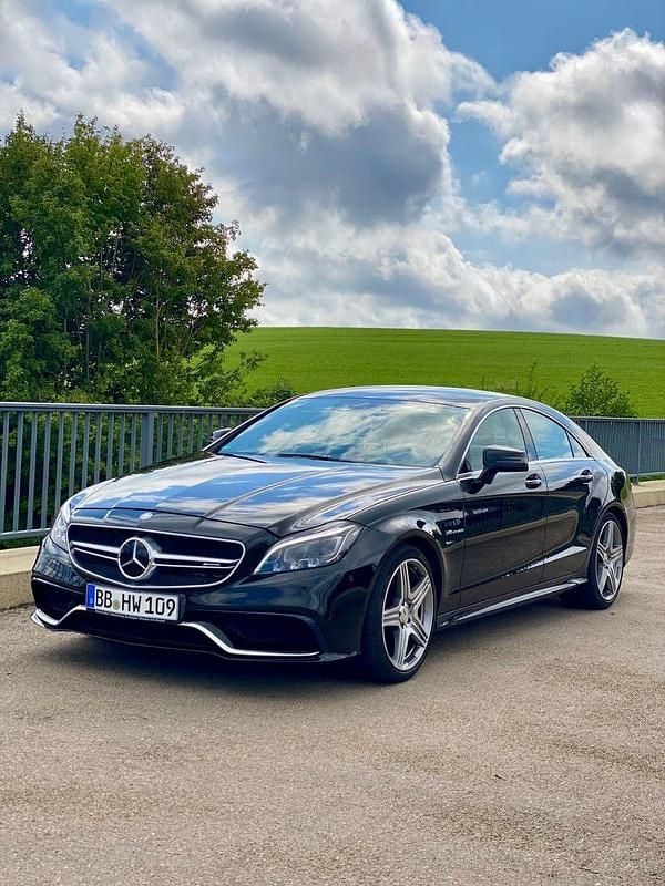 Schwarz Gebraucht 2014 Mercedes CLS63 AMG AMG Coupé | 55.000 € (Guter Preis) - Bild 1/4