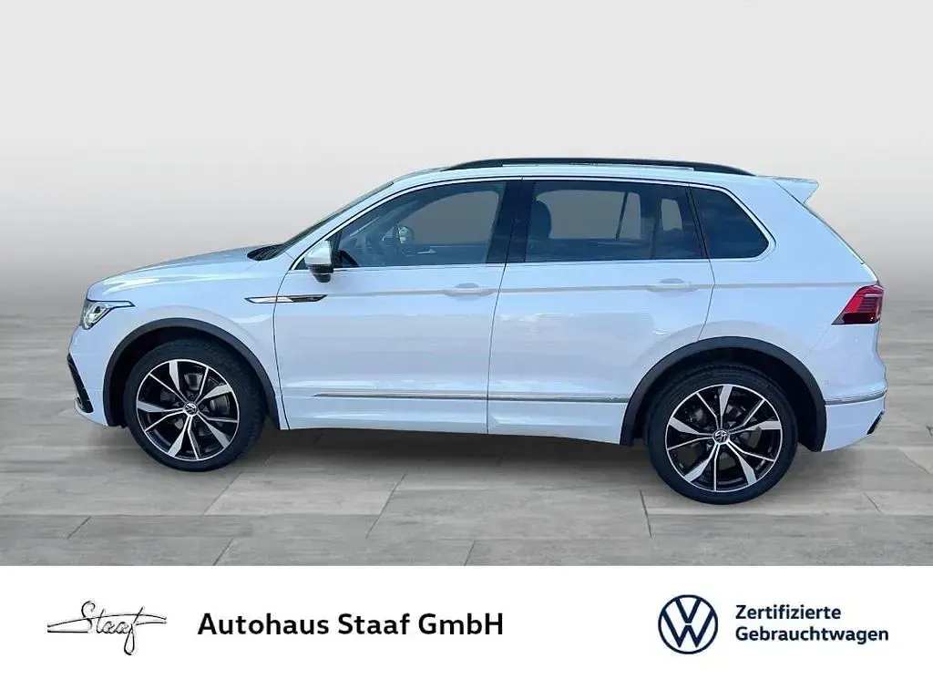 Gebraucht VW Tiguan R-line 245 PS (180 kW) 2024 Oryxweiß perlmutteffekt SUV