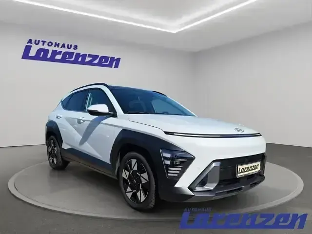 Gebraucht Hyundai Kona Prime 199 PS (146 kW) 2024 Serenity white / mic (weiss) SUV