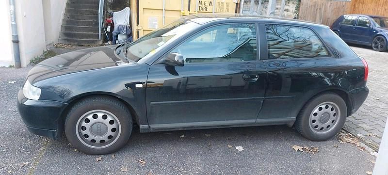 Gebraucht Audi A3 101 PS (74 kW) 2001 Schwarz Kleinwagen