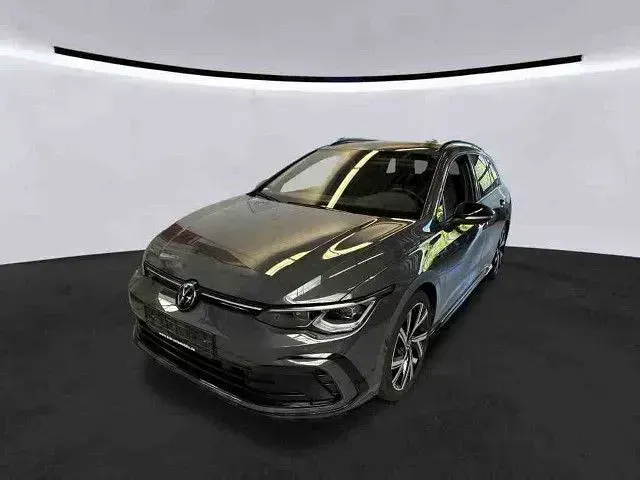 Gebraucht VW Golf VIII R-line 150 PS (110 kW) 2024 Delfingrau metallic Kombi