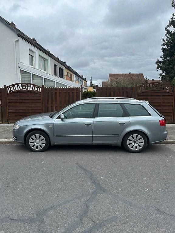 Gebraucht Audi A4 140 PS (102 kW) 2005 Grau Kombi