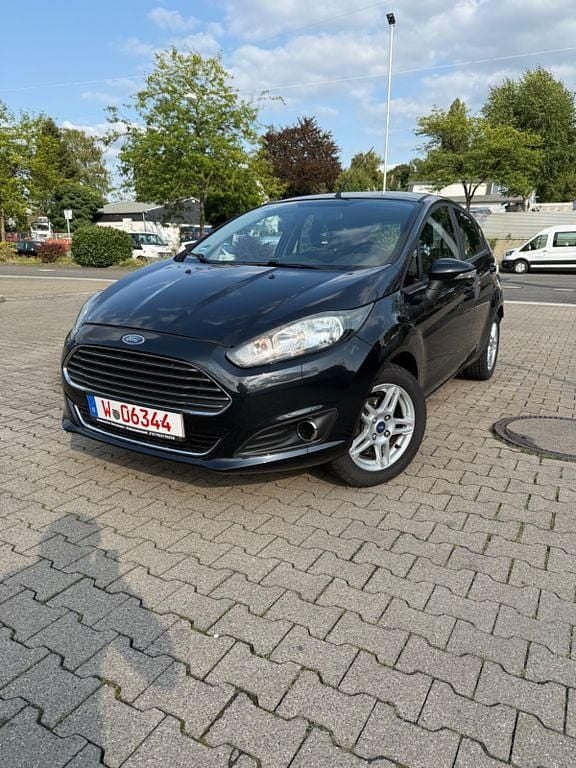 Schwarz Gebraucht 2015 Ford Fiesta Trend Kleinwagen | 4.700 € (Superpreis) - Bild 1/4