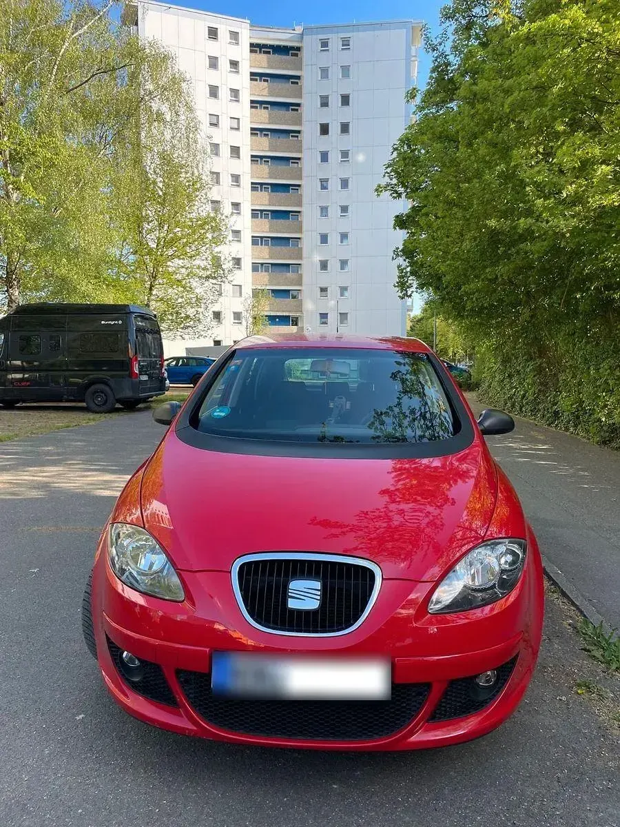 Gebraucht Seat Altea Reference 102 PS (75 kW) 2007 Rot Van / Kleinbus