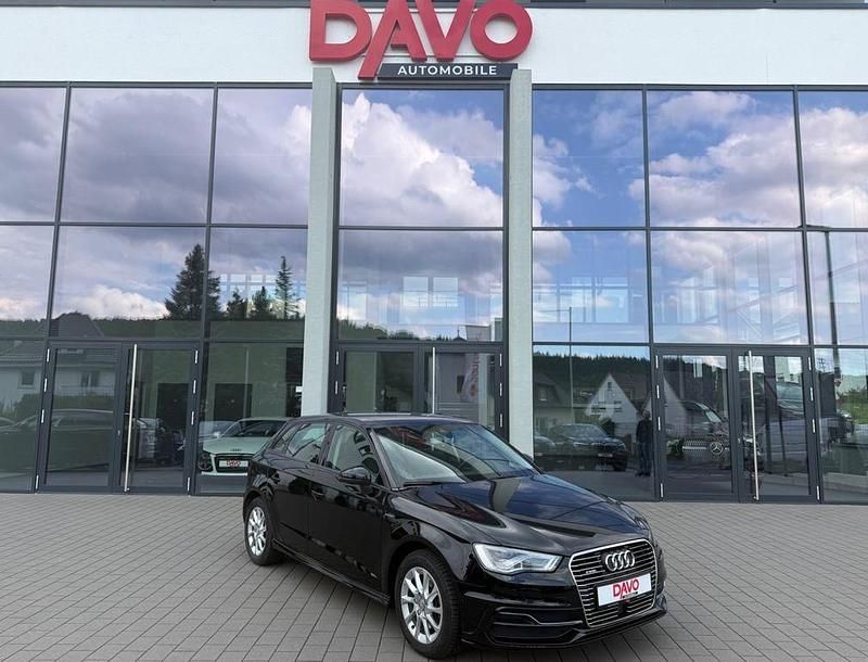 Gebraucht Audi A3 Sportback e-tron Attraction 204 PS (150 kW) 2016 Schwarz Kleinwagen
