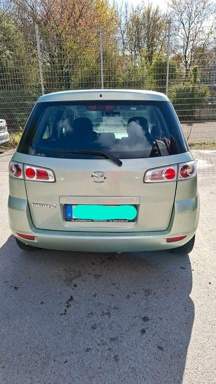 Gebraucht Mazda 2 Exclusive 80 PS (58 kW) 2006 Grün Kleinwagen