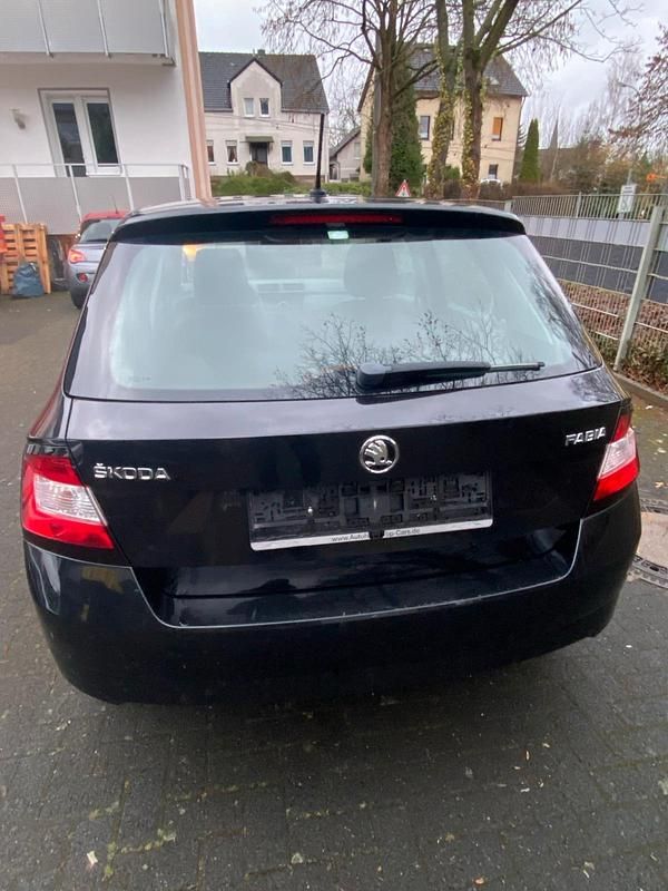Gebraucht Skoda Fabia 60 PS (44 kW) 2017 Schwarz Kleinwagen