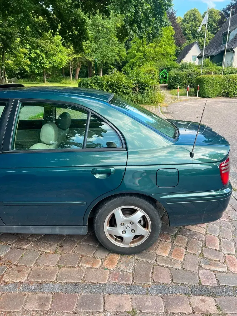 Gebraucht Honda Accord 147 PS (108 kW) 2000 Grün Limousine
