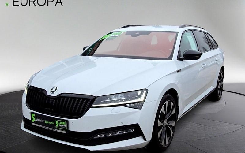 Gebraucht Skoda Superb SportLine 200 PS (147 kW) 2022 Weiß Kombi
