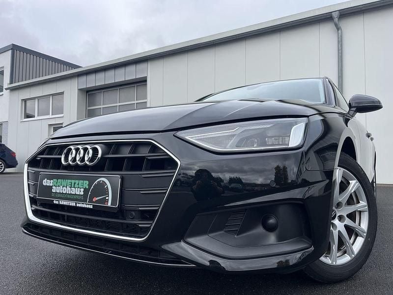 Schwarz Gebraucht 2023 Audi A4 Kombi | 30.860 € (Guter Preis) - Bild 1/4
