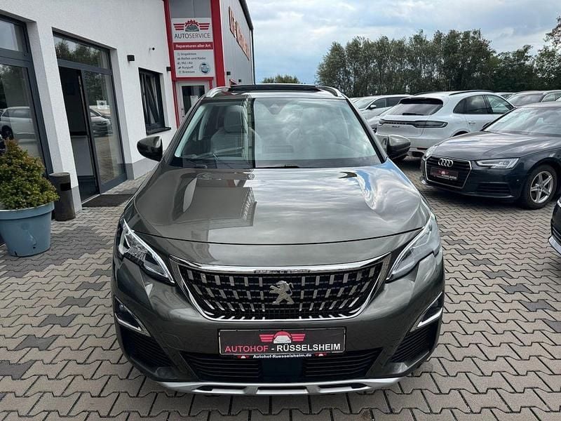 Gebraucht Peugeot 5008 Allure 131 PS (96 kW) 2020 Grau Van / Kleinbus