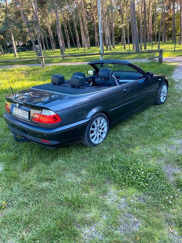 Andere farben Gebraucht 2005 BMW 325 Cabriolet Sport Line Cabrio | 8.900 € (Fairer Preis) - Bild 1/4