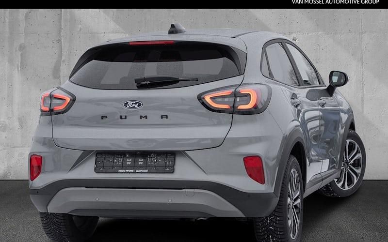 Gebraucht Ford Puma Titanium 125 PS (91 kW) 2025 Solar silver metallic SUV