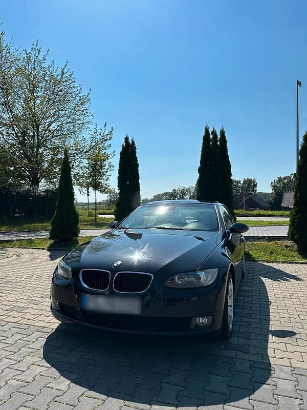 Schwarz Gebraucht 2008 BMW 320 Cabriolet Cabrio | 11.500 € (Fairer Preis) - Bild 1/4
