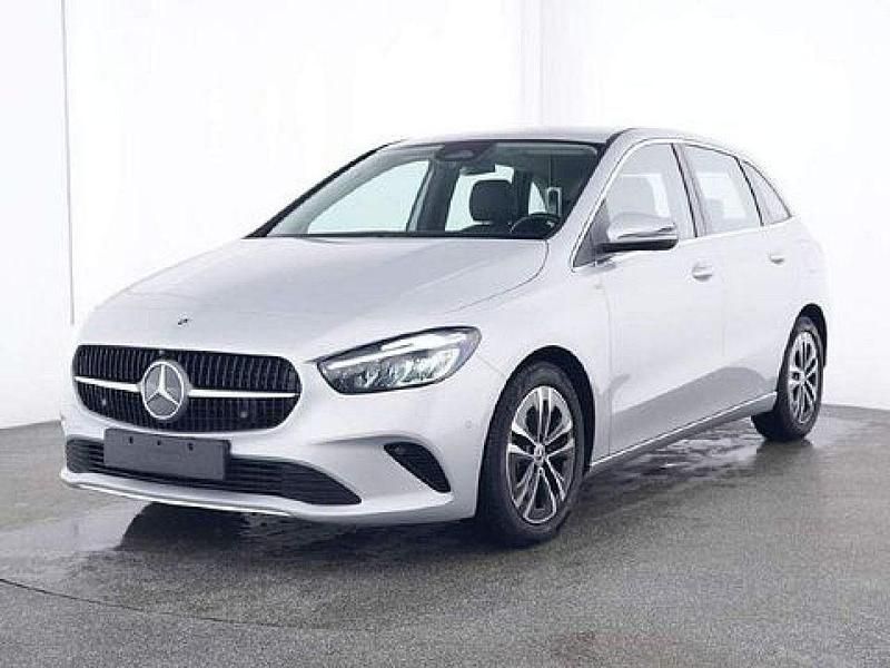 Gebraucht Mercedes E250 Progressive 163 PS (119 kW) 2023 Silber Limousine