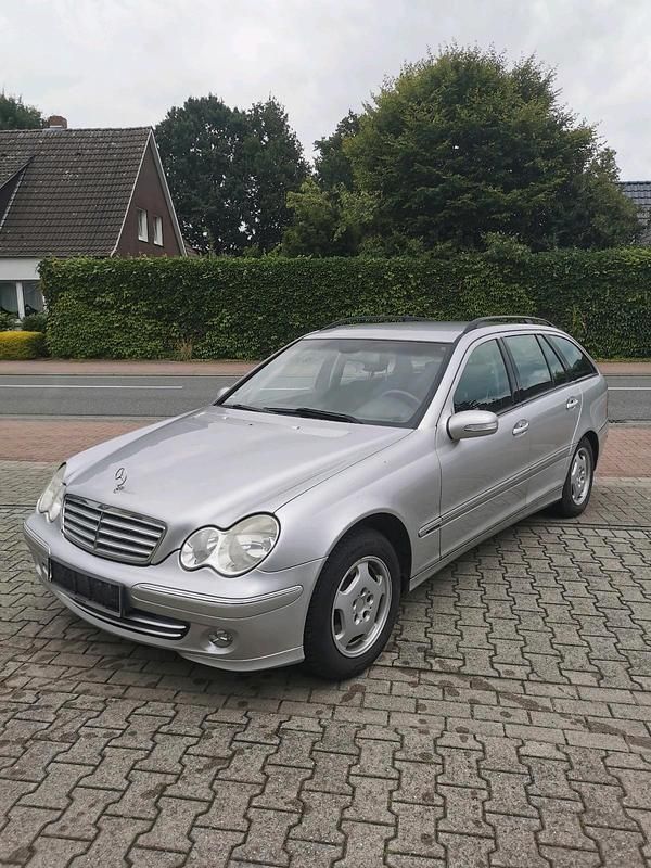 Gebraucht 2004 Mercedes C200 Kombi | 1.550 € (Guter Preis) - Bild 1/4
