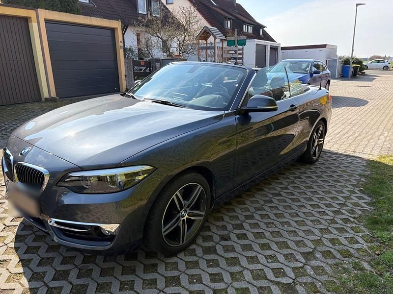 Gebraucht BMW 230 Luxury Line 252 PS (185 kW) 2018 Grau Cabrio