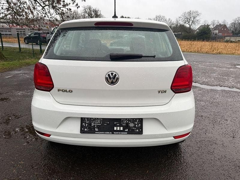 Gebraucht VW Polo Comfortline 75 PS (55 kW) 2016 Weiß Kleinwagen