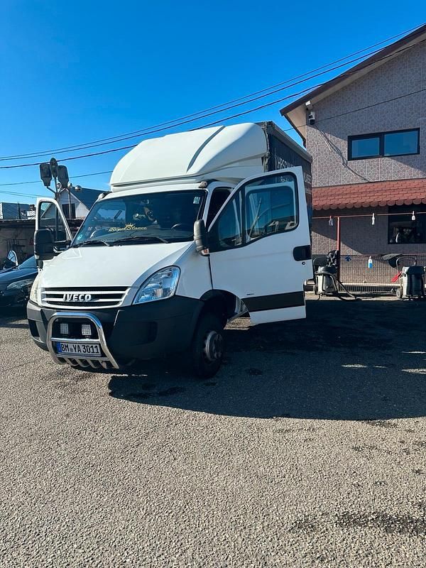 Gebraucht Iveco Daily 150 PS (110 kW) 2008 Weiß Limousine