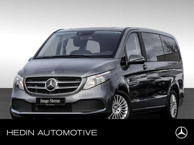 Gebraucht Mercedes V220 163 PS (119 kW) 2021 Grau Van / Kleinbus