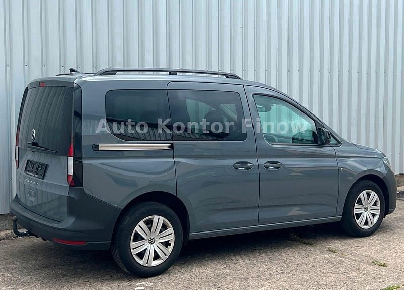 Gebraucht VW Caddy Basis 114 PS (83 kW) 2023 Pure grey Van / Kleinbus