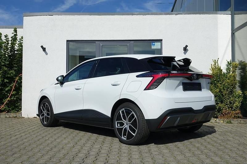 Nowe MG MG4 EV Luxury 150 kW (204 KM) 2025 Metallic Hatchback