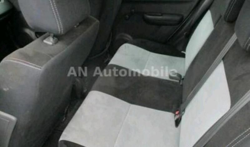 Gebraucht Suzuki Swift 92 PS (67 kW) 2009 Weiß Kleinwagen