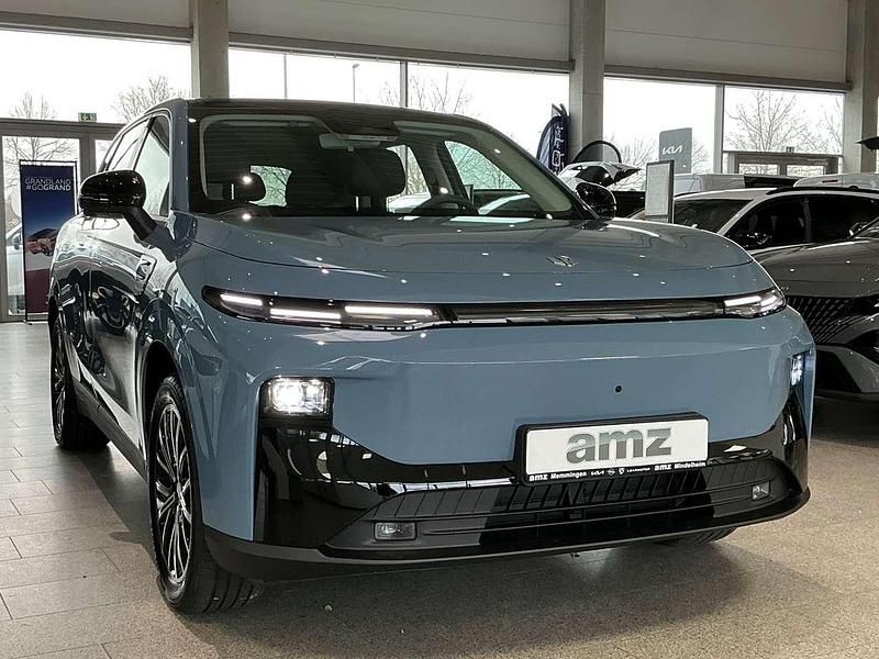 Gebraucht Leapmotor B10 160 kW (218 PS) 2025 Starry night blue SUV