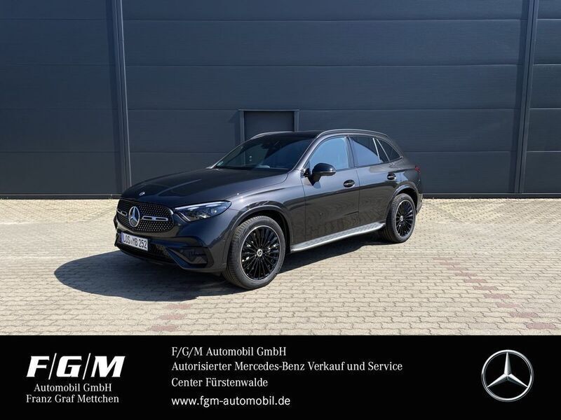 Lack graphitgrau Gebraucht 2024 Mercedes GLC300 AMG SUV | 64.770 € (Etwas zu teuer) - Bild 1/4