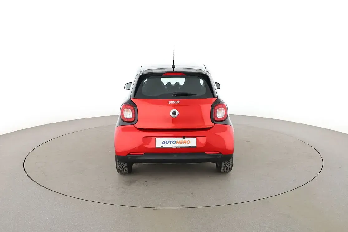 Gebraucht Smart ForFour Basis 90 PS (66 kW) 2018 Schwarz Kleinwagen