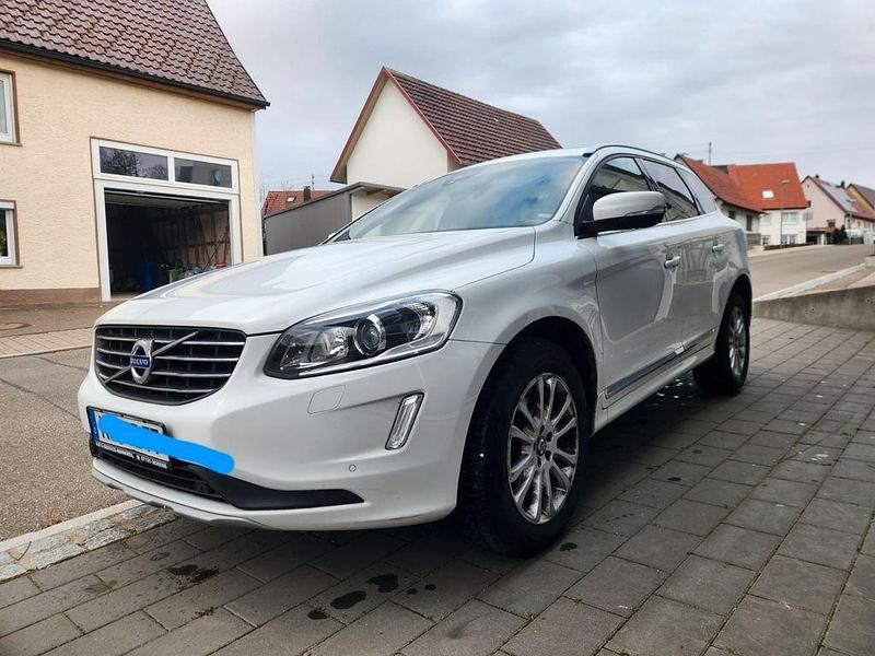 Gebraucht Volvo XC60 Summum 220 PS (161 kW) 2017 Weiß SUV