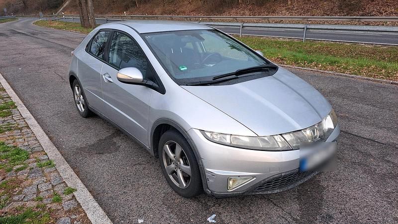 Gebraucht Honda Civic 83 PS (61 kW) 2006 Silber Limousine