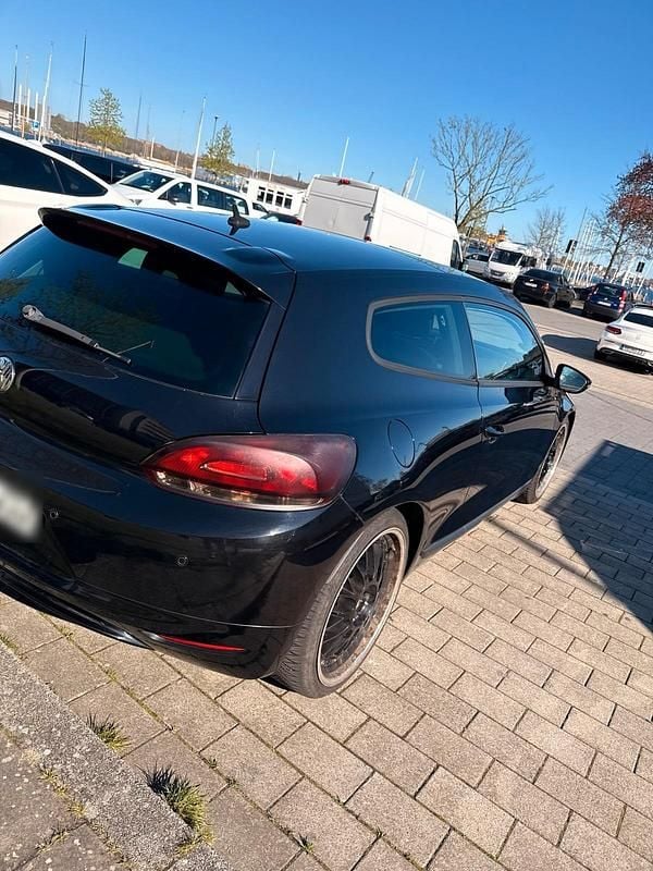 Second-hand VW Scirocco 160 CP (117 kW) 2010 Negru Coupe