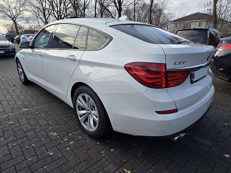Gebraucht BMW 520 Gran Turismo Shadowline 184 PS (135 kW) 2012 Weiß Limousine