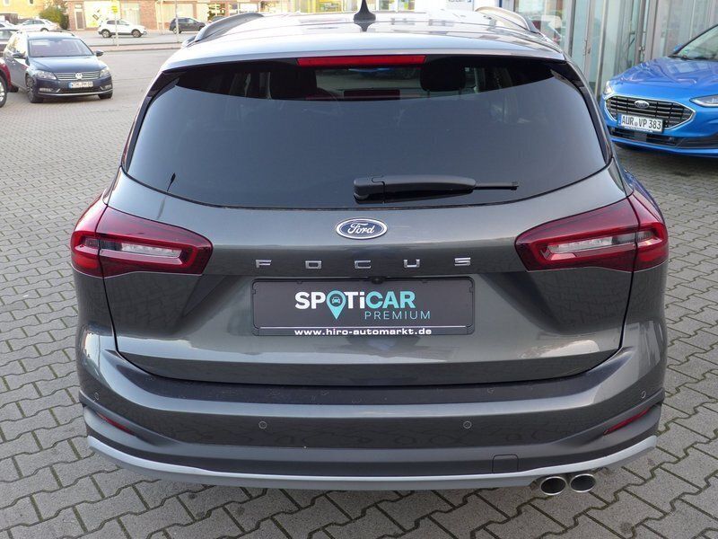 Gebraucht Ford Focus Active 116 PS (85 kW) 2023 Grau Kombi