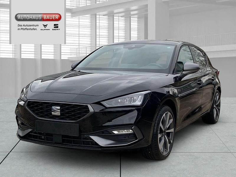 Mitternachtsschwarz Gebraucht 2025 Seat Leon Beats Limousine | 28.990 € (Fairer Preis) - Bild 1/4