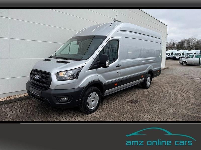 Neu Ford Transit Trend 165 PS (121 kW) 2025 Silber