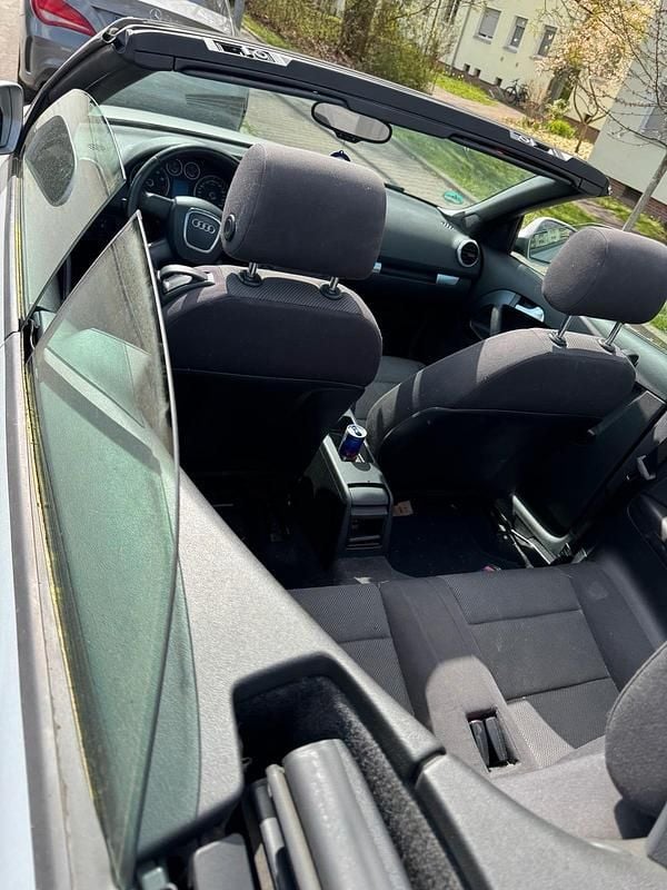 Gebraucht Audi A3 Cabriolet 102 PS (75 kW) 2010 Silber Cabrio