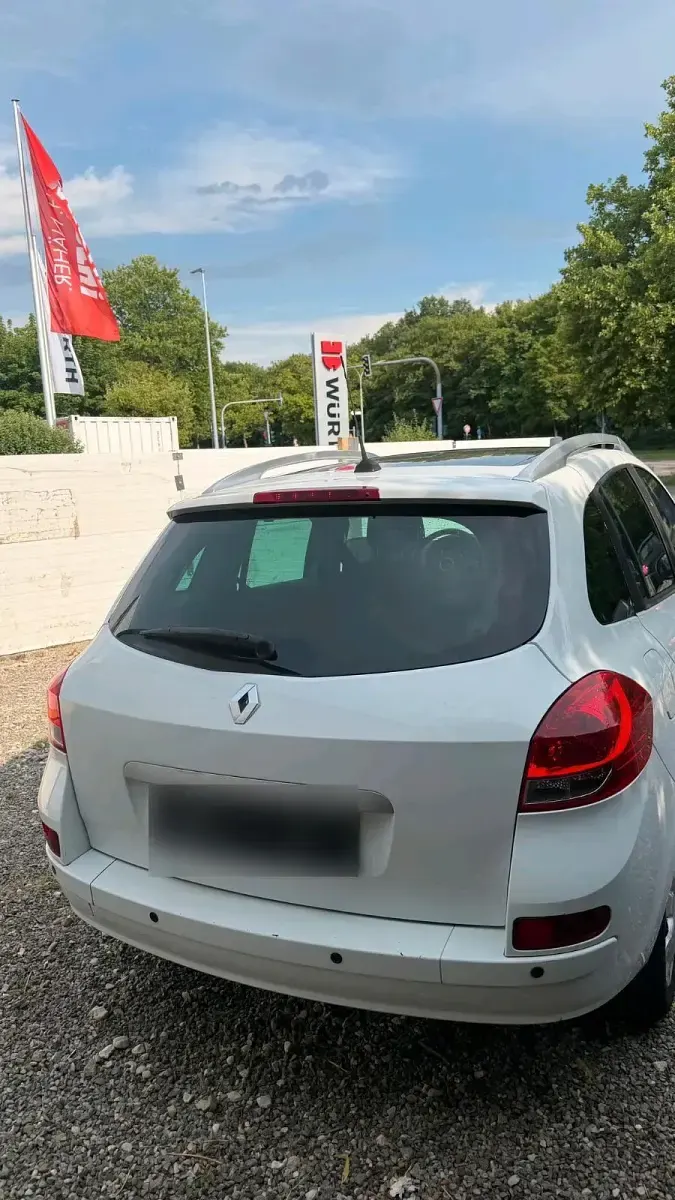 Gebraucht Renault Clio GrandTour 75 PS (55 kW) 2010 Weiß Kombi