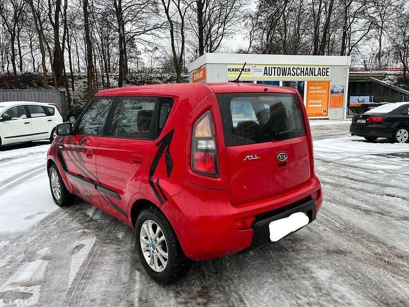 Gebraucht Kia Soul Vision 126 PS (92 kW) 2009 Rot SUV