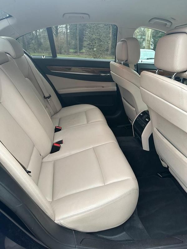 Gebraucht BMW 740 326 PS (239 kW) 2012 Blau Limousine