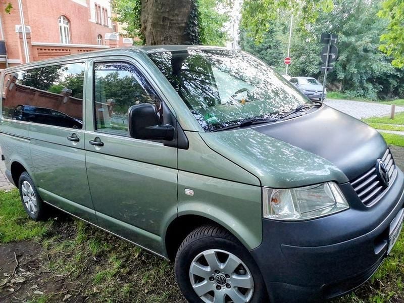 Gebraucht VW T5 174 PS (127 kW) 2008 Grün Van