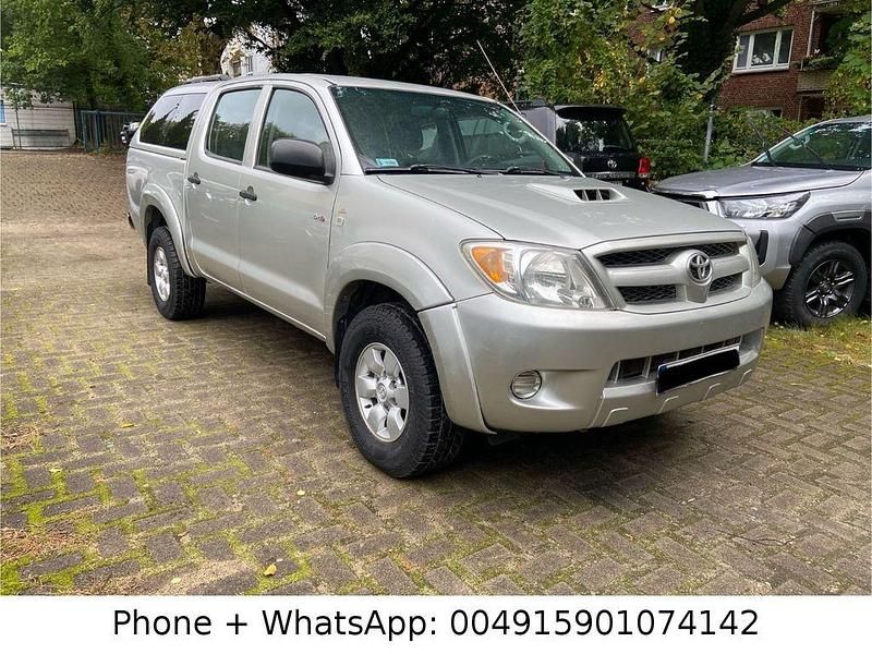 Gebraucht Toyota HiLux 171 PS (125 kW) 2004 Rot Pickup