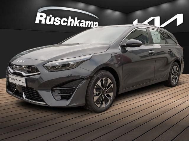Dark penta metal m (metallic) Gebraucht 2024 Kia Ceed Sportswagon Spirit Kombi | 33.980 € - Bild 1/4